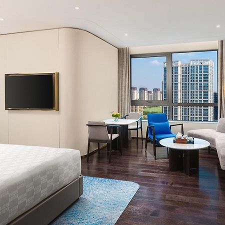 Hualuxe Shanghai Changfeng Park Экстерьер фото