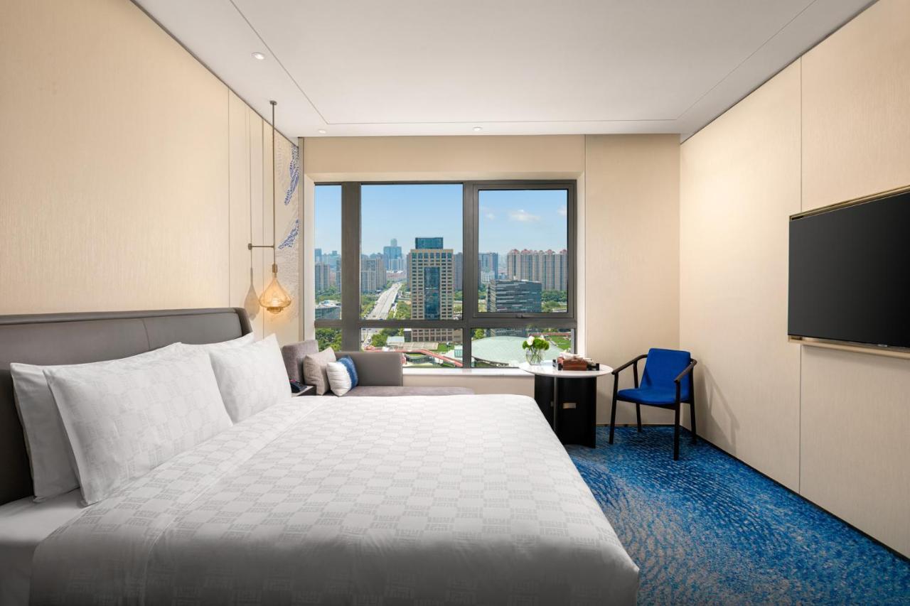 Hualuxe Shanghai Changfeng Park Экстерьер фото