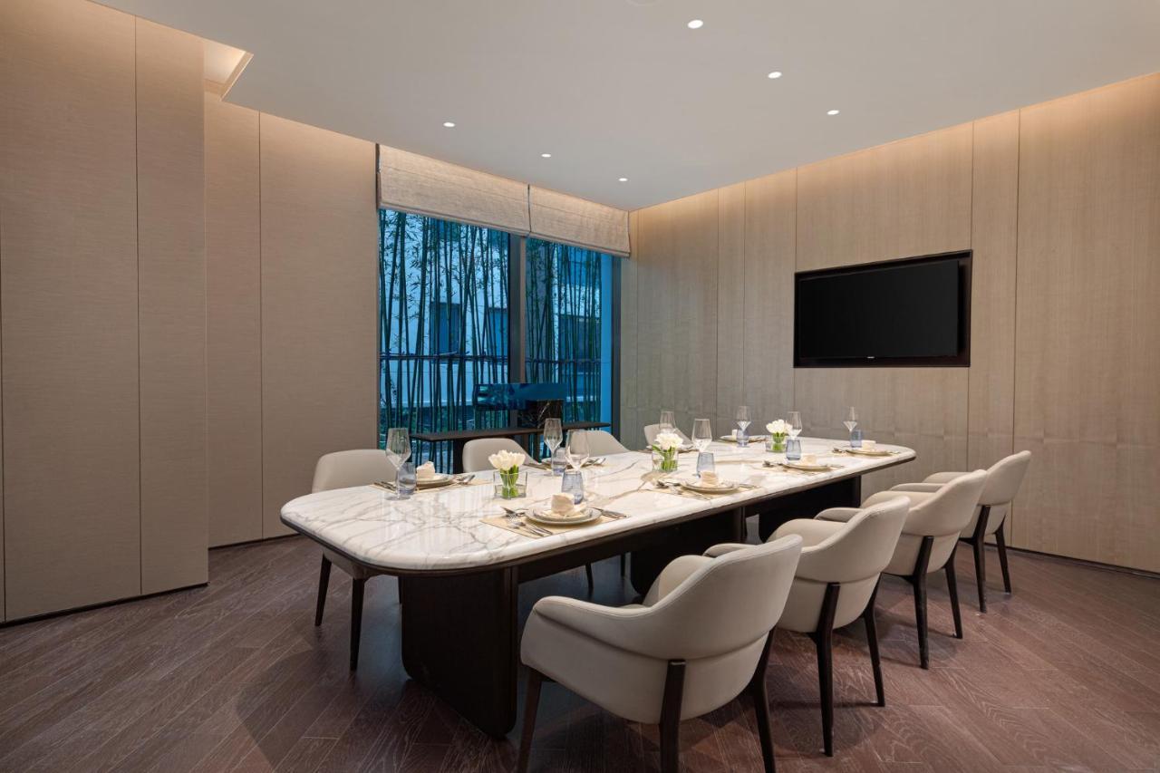 Hualuxe Shanghai Changfeng Park Экстерьер фото