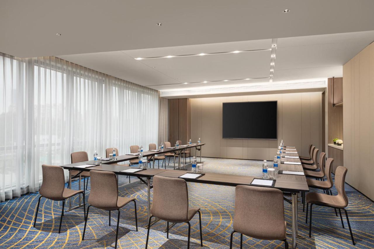 Hualuxe Shanghai Changfeng Park Экстерьер фото