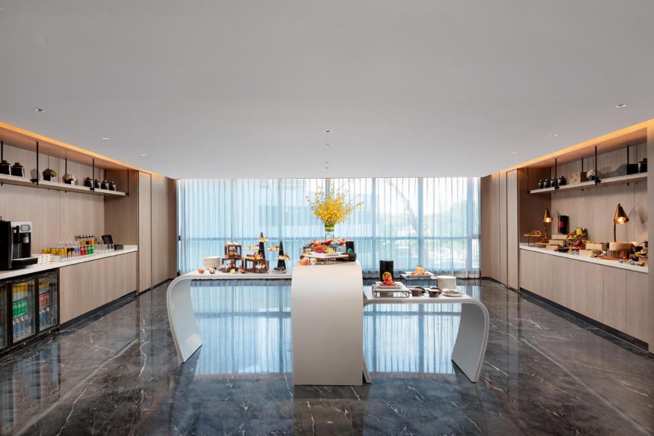 Hualuxe Shanghai Changfeng Park Экстерьер фото